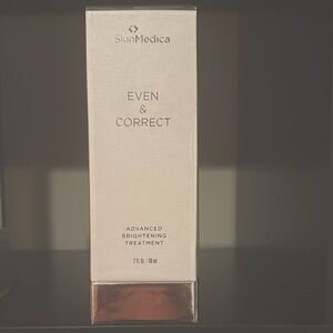 SkinMedica Even & Correct Treatment - White and Gold